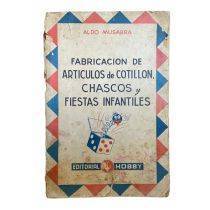 Libro de la década del 50 con explicaciones para armar cotillón.